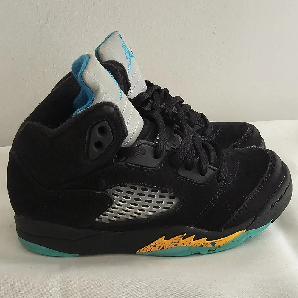 Nike Kids Black Teal Yellow Jumpman Sneakers